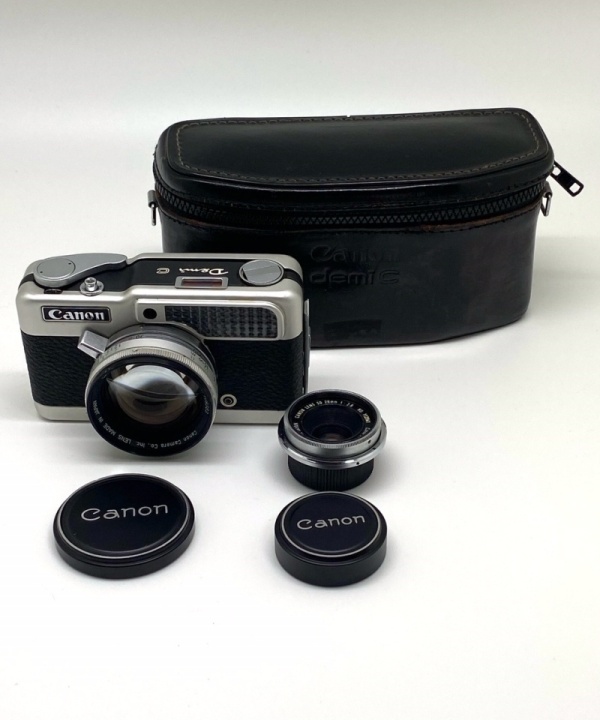 CANON DEMI C 20 ミリ交換レンズ付 セットケース付き - 阪急百貨店 | WEBカタログ