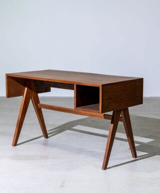 V-leg Desk With Hole