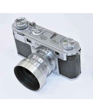 Nikon　MS黒目 50/1.4付　609万台　1950年頃