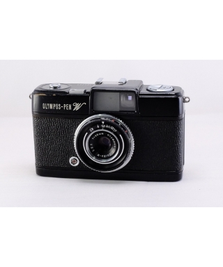 OLYMPUS　PEN W 