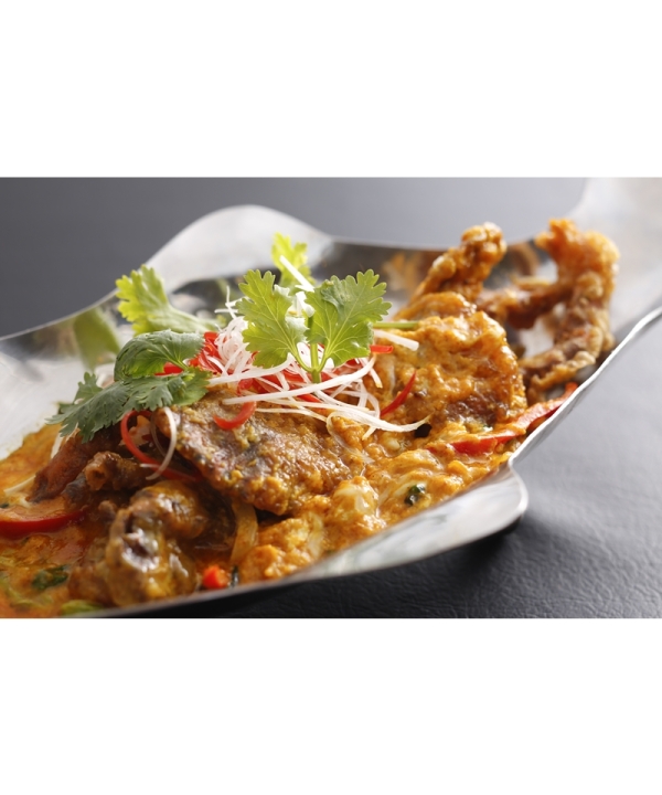 ソフトシェル蟹と卵のカレー香り炒め ＜プーニム パッポンカリー